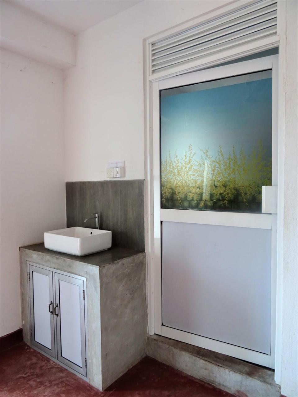 Beach Break Surf Hostel Велігама Екстер'єр фото